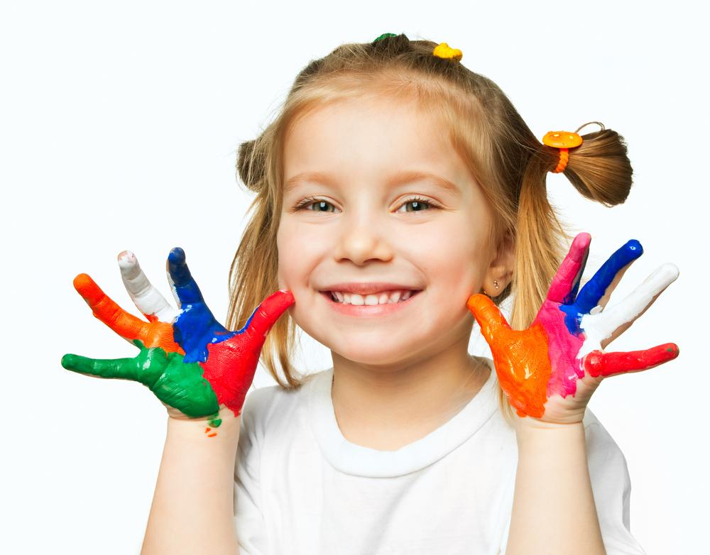 kid with hands